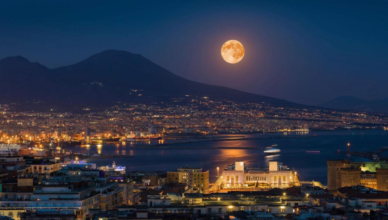 Home Sweet Home Storia Di Napoli Buitenkant foto